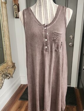 Sleeveless Washed Taupe Henley Pocket Dress/Tunic